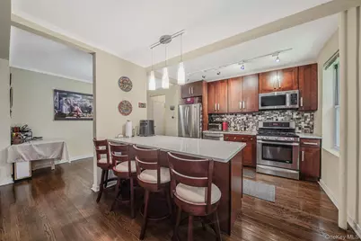 67-66 108th Street #D3, Forest Hills, NY 11375 - Photo 18