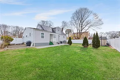 50 S 30th Street, Wyandanch, NY 11798 - Photo 28