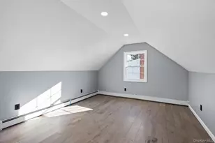 41 Embargo Pl, North Babylon, NY 11703 - Photo 26