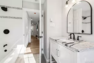 195 Canterbury Dr, Ridge, NY 11961 - Photo 16