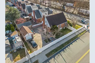 32-03 Clearview Expressway, Bayside, NY 11361 - Photo 28