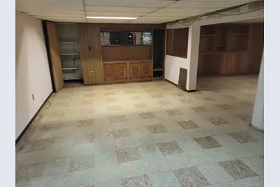 65 Marie Street, Lindenhurst, NY 11757 - Photo 8