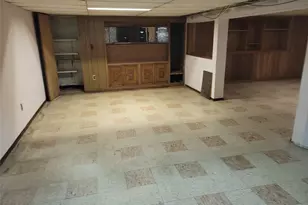 65 Marie St, Lindenhurst, NY 11757 - Photo 8