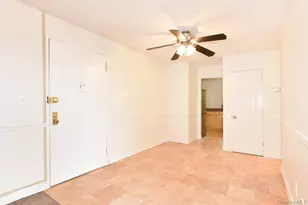 101 Lincoln Ave, Mineola, NY 11501 - Photo 4