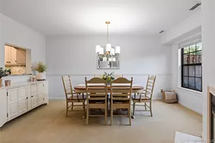 17 Sutton Pl, Islip, NY 11751 - Photo 14