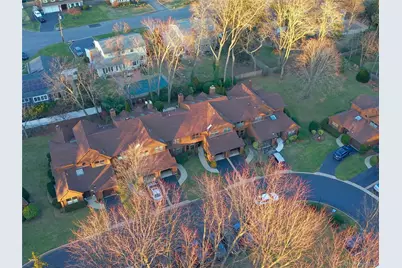 17 Sutton Place, Islip, NY 11751 - Photo 30