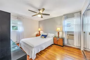 10 Layton Ave, Hicksville, NY 11801 - Photo 10