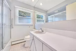 10 Layton Ave, Hicksville, NY 11801 - Photo 12