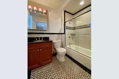 1402 Vista View Drive #1402, Farmingville, NY 11738 - Photo 10