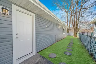 18A Broadway, Mastic, NY 11950 - Photo 4