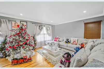 31 Southaven Avenue, Mastic, NY 11950 - Photo 6