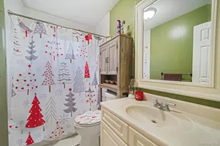 31 Southaven Ave, Mastic, NY 11950 - Photo 26