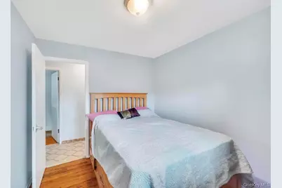 1316 Standard Avenue, Elmont, NY 11003 - Photo 20