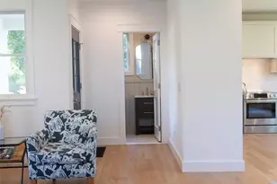 550 Madison Ave, Greenport, NY 11944 - Photo 12