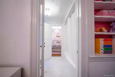 10 Hidden Pond, Muttontown, NY 11545 - Photo 32