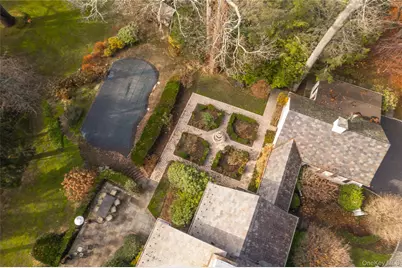 10 Hidden Pond, Muttontown, NY 11545 - Photo 46