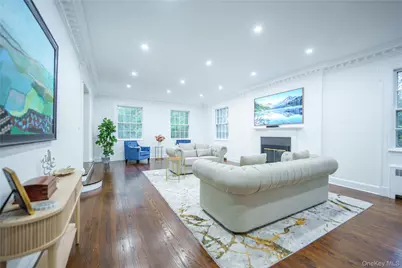 10 Hidden Pond, Muttontown, NY 11545 - Photo 10