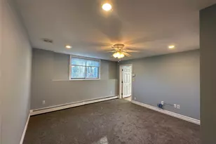 27 Meadow St, Newburgh, NY 12550 - Photo 10