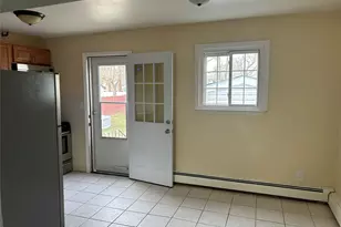 49 Doolittle St, Brentwood, NY 11717 - Photo 10