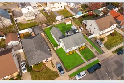 225 Windsor Parkway, Hempstead, NY 11550 - Photo 28