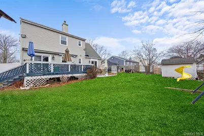37 Okane Street, Central Islip, NY 11722 - Photo 24