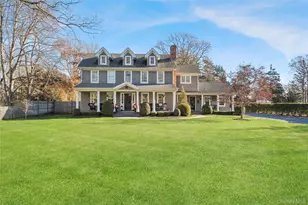 85 Fairview Ave, Bayport, NY 11705 - Photo 2