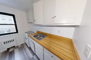 61 White Oak St, New Rochelle, NY 10801 - Photo 8