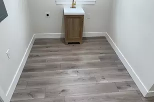 1052 Bay Shore Ave, Bay Shore, NY 11706 - Photo 38