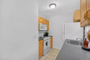 34 Alpine Dr, Wappingers Falls, NY 12590 - Photo 8