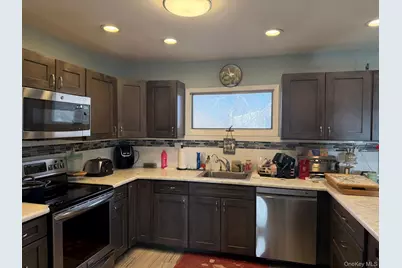 5 Denise Drive, Patchogue, NY 11772 - Photo 6