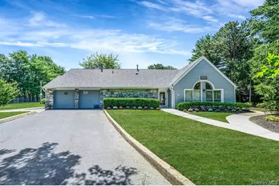 101 Dari Drive, Holbrook, NY 11741 - Photo 20