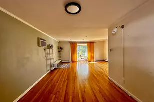 26 Canterbury Rd, Woodbury, NY 11797 - Photo 4