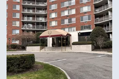 220-55 46th Avenue #10D, Bayside, NY 11361 - Photo 2