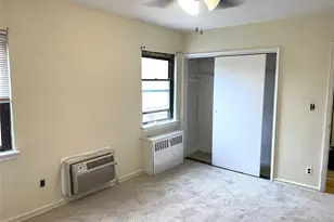 22 Lawrence Dr, White Plains, NY 10603 - Photo 6