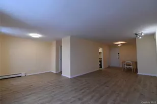 54-44 Little Neck Pkwy, Little Neck, NY 11362 - Photo 18