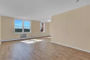 54-44 Little Neck Pkwy, Little Neck, NY 11362 - Photo 12