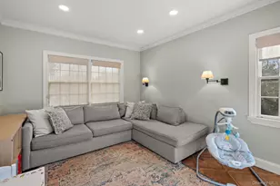 3 Kew Ct, Huntington, NY 11743 - Photo 12