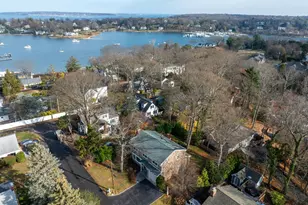 3 Kew Ct, Huntington, NY 11743 - Photo 22