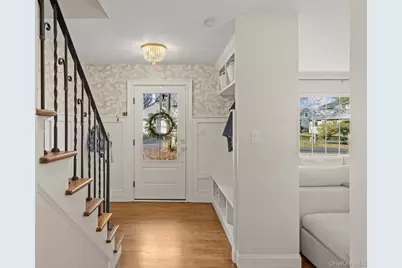 3 Kew Court, Huntington, NY 11743 - Photo 2