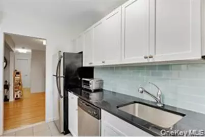 251 W Broadway #306, Long Beach, NY 11561 - Photo 10