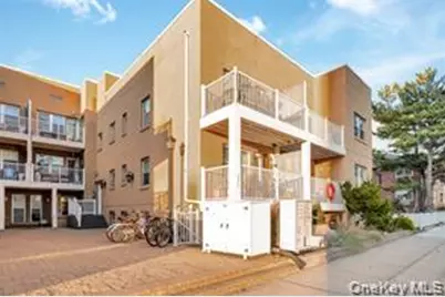 251 W Broadway #306, Long Beach, NY 11561 - Photo 2