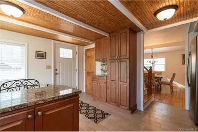 401 Nichols Street, Carmel, NY 10512 - Photo 8