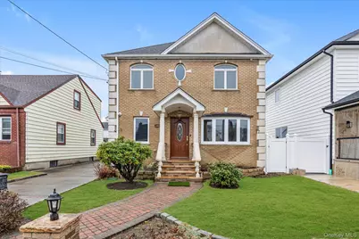 203 Pershing Parkway, Mineola, NY 11501 - Photo 1