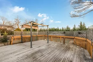 2758 Mayfield Pl, North Bellmore, NY 11710 - Photo 22