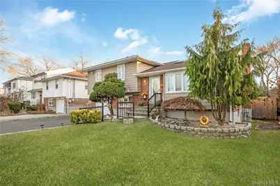 2758 Mayfield Place, North Bellmore, NY 11710 - Photo 2