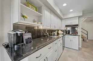 111 Shinbone Ln, Commack, NY 11725 - Photo 12