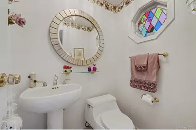 111 Shinbone Lane, Commack, NY 11725 - Photo 6