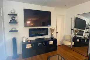 260-40 73rd Ave, Glen Oaks, NY 11004 - Photo 4