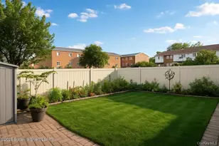 135 Freedom Ave, New York, NY 10314 - Photo 24