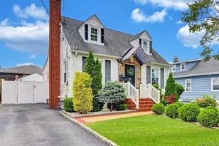 48 St Marks Ave, Freeport, NY 11520 - Photo 20